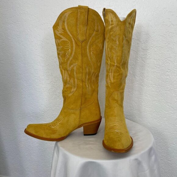 NEW Mustard Yellow Faux Suede Flame Stitched Western Cowgirl Boots US 6 - Picture 5 of 8